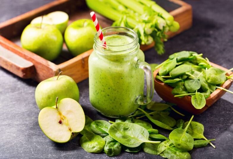 smoothie for weight loss with spinach and apples