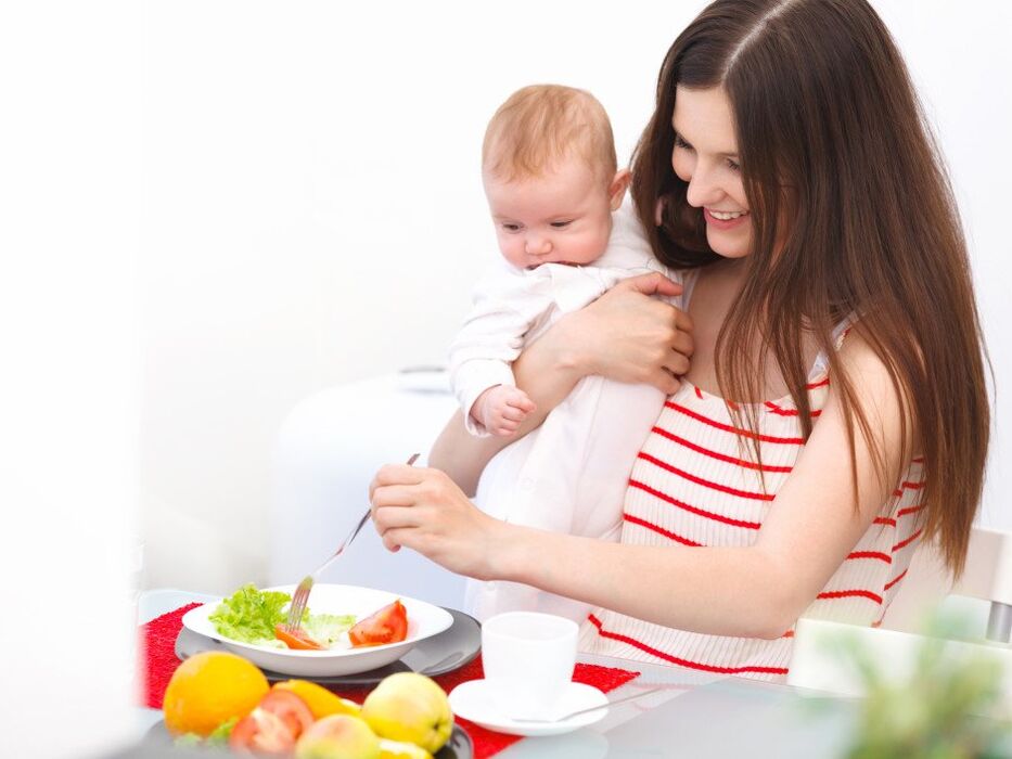 Hypoallergenic diet for a breastfeeding mother and baby